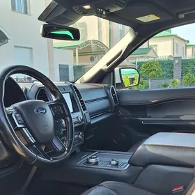 Ford Expedition 2020