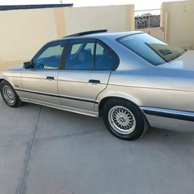 BMW 525 1990