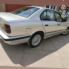 BMW 525 1990