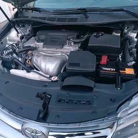 Toyota Camry 2017