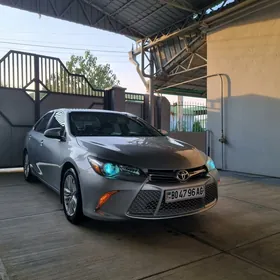 Toyota Camry 2016