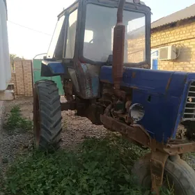 MTZ 80 2002