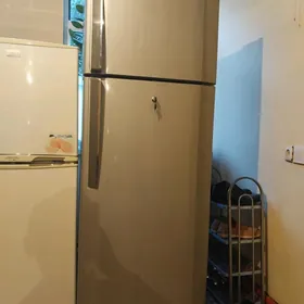 LG