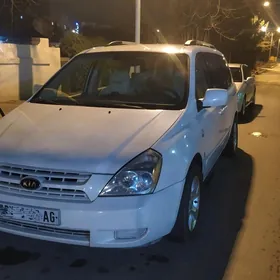 Kia Carnival 2008