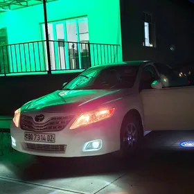 Toyota Camry 2010