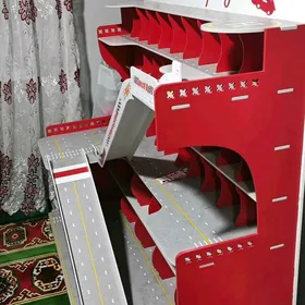 Детский игрушечный парковка