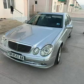 Mercedes-Benz E320 2002