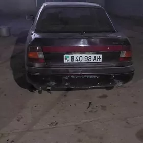 Hyundai Elantra 1992