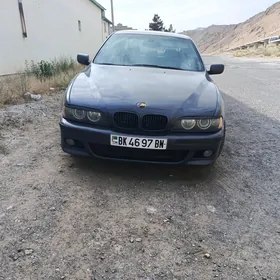 BMW E39 1998