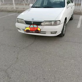 Nissan Sunny 2000