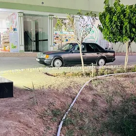 Mercedes-Benz E280 1988