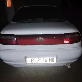 Toyota Carina 1993