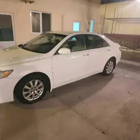 Toyota Camry 2010