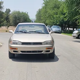 Toyota Camry 1993