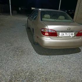 Infiniti I30 2000