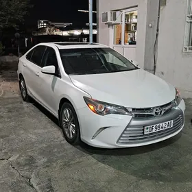 Toyota Camry 2016