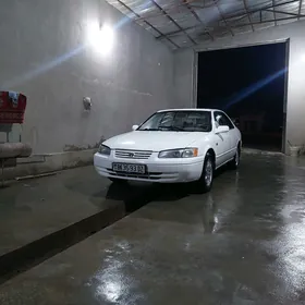 Toyota Camry 1997