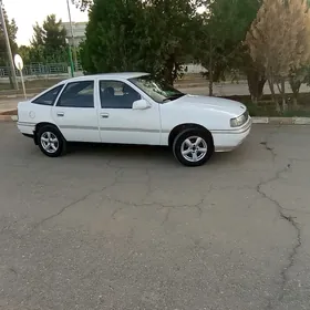 Opel Vectra 1990