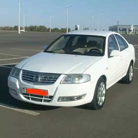 Nissan Sunny 2012