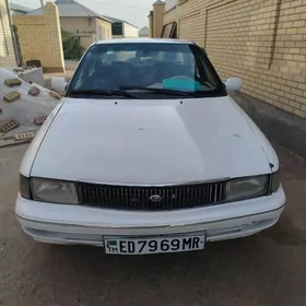 Toyota Corona 1990