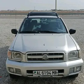 Nissan Pathfinder 2002