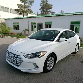 Hyundai Elantra 2018
