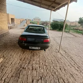 Toyota Carina 1994