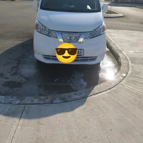 Nissan NV200 2019