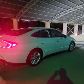 Hyundai Sonata 2021
