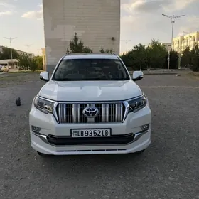 Toyota Land Cruiser Prado 2021