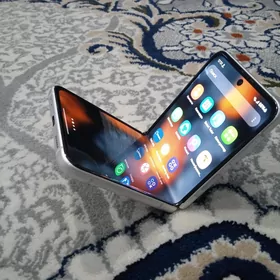 Galaxy z Flip3 5G