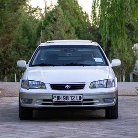 Toyota Camry 2000