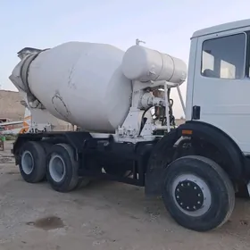 Mercedes-Benz ACTROS 3331 1992