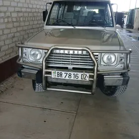 Mitsubishi Pajero 1994