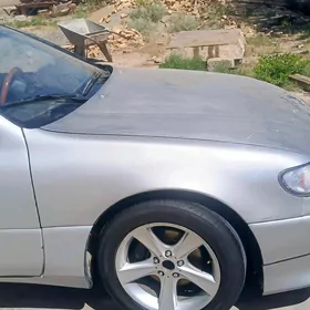 Lexus GS 300 1993