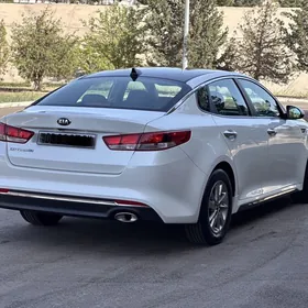Kia Optima 2019