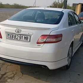 Toyota Camry 2010
