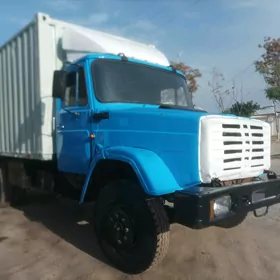 Zil 4331 1990