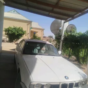 BMW 525 1992