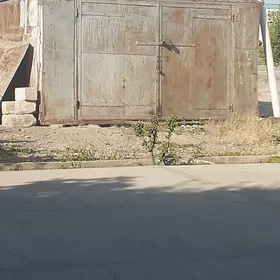 garaž, гараж