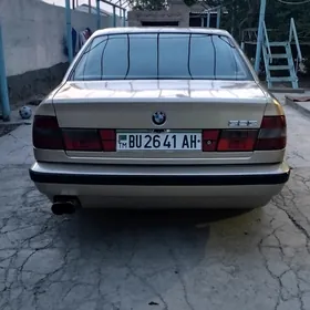 BMW 525 1993