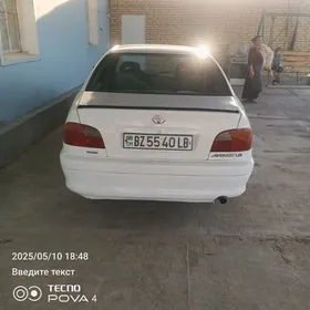 Toyota Avensis 1999