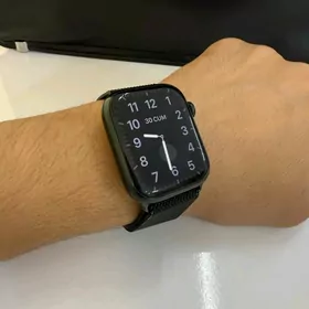 Apple watch 7 45mm 🟢