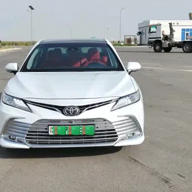 Toyota Camry 2020