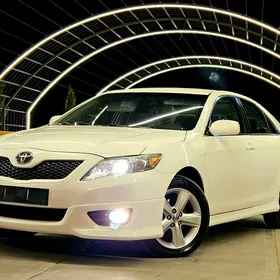 Toyota Camry 2010