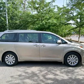 Toyota Sienna 2017