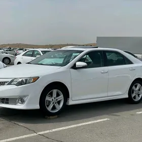 Toyota Camry 2012