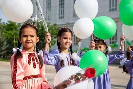 Aşgabatda «Güneşli» çagalar we ýetginjekler merkeziniň gurluşygy başlanýar