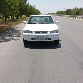 Toyota Camry 1998