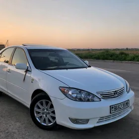 Toyota Camry 2004